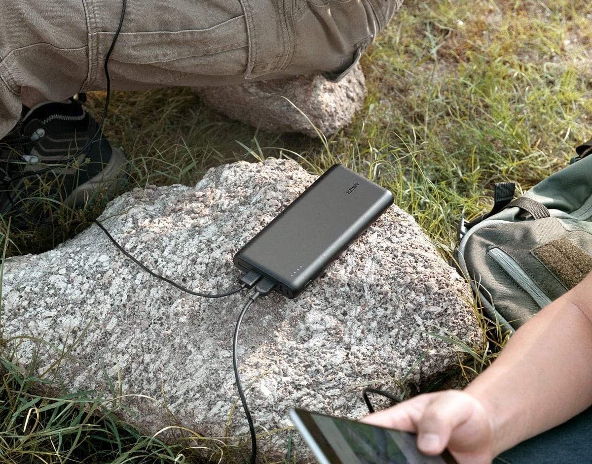 Keeping electronics changed while on the trail with a battery bank