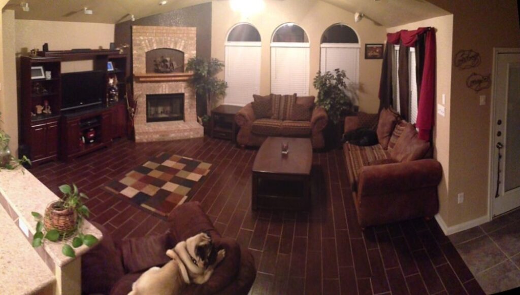 Old layout of family room, when my husband leaves I rearrange