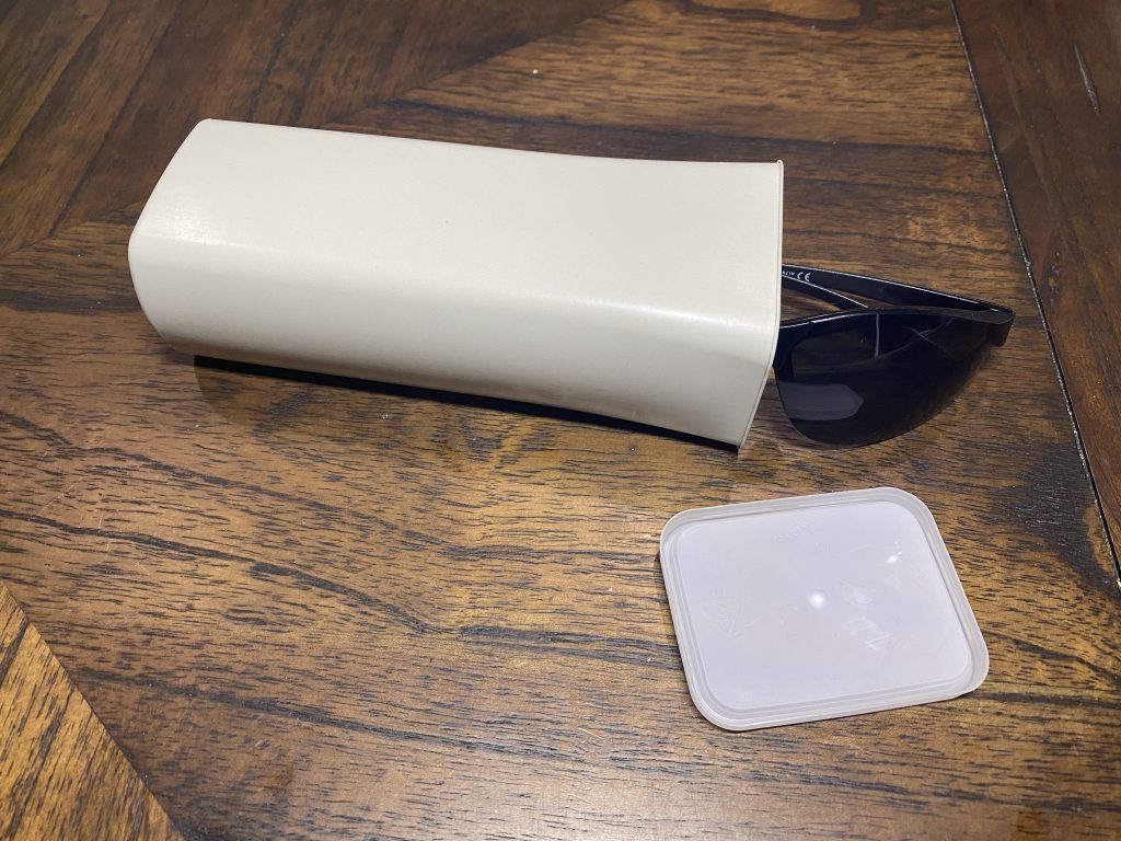 Crystal Light container as lightweight Eye Glasses Holder