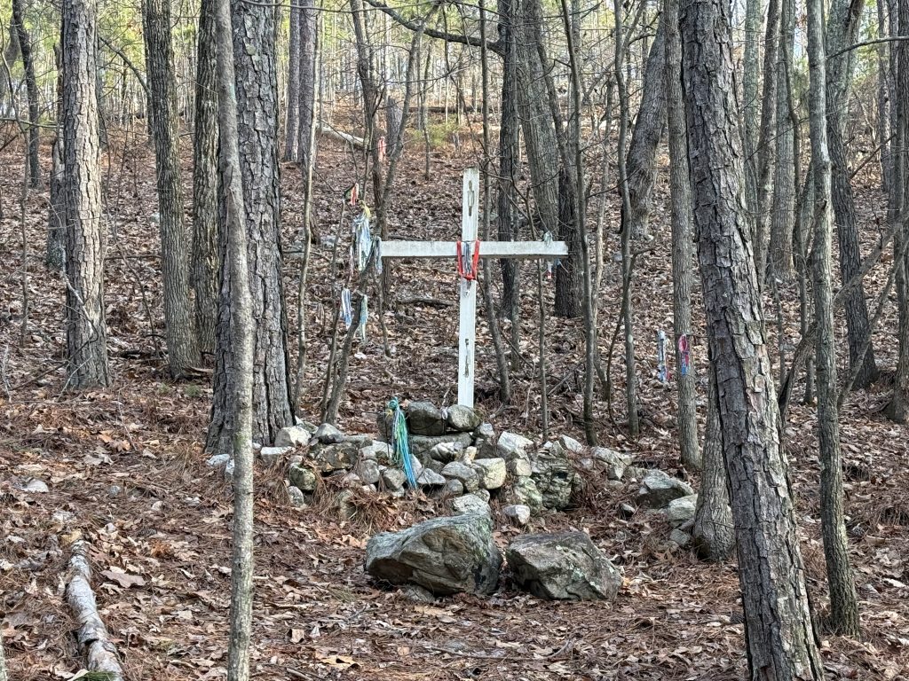 pinhoti trail day 32 cross next to the trail