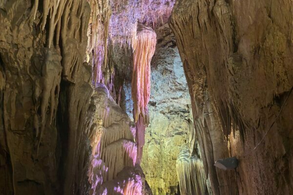Smoke Hole Caverns